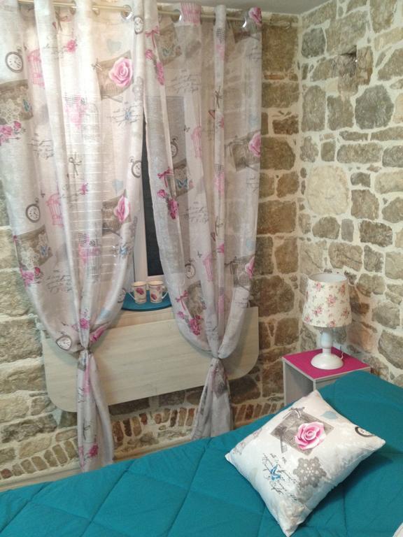 Room N&M - Diocletians Palace Split Phòng bức ảnh